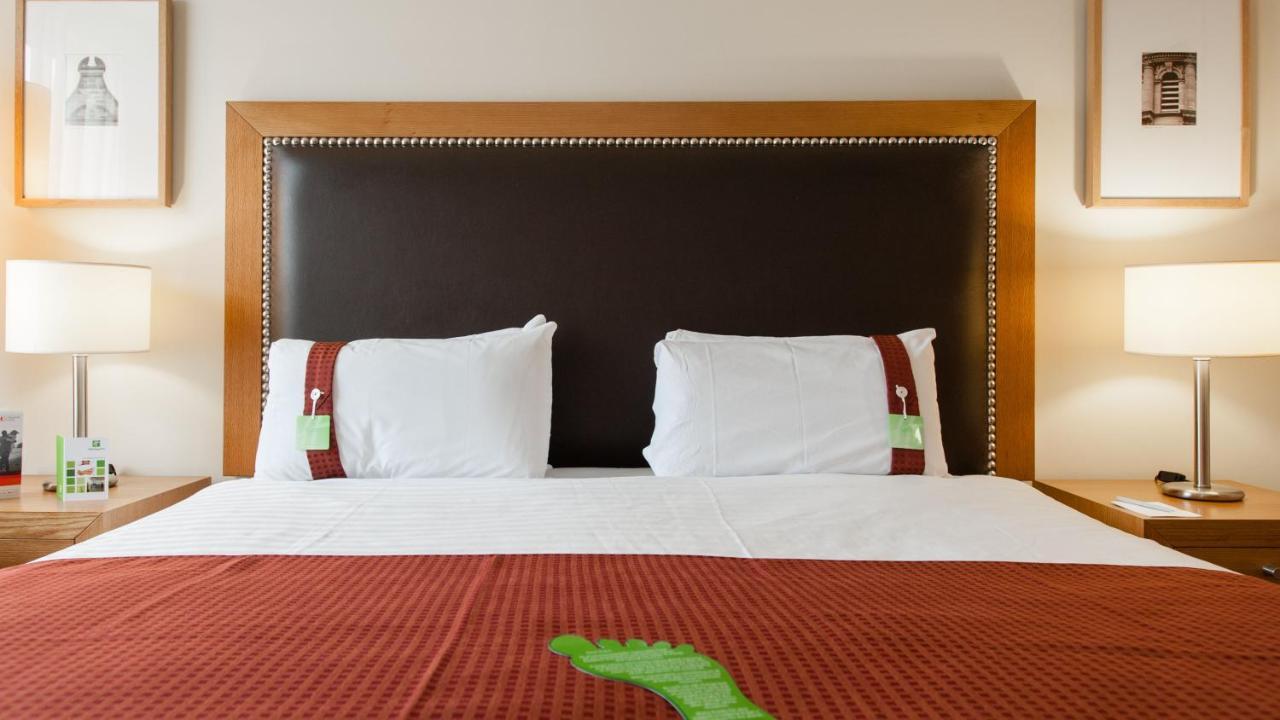 Holiday Inn Dumfries By Ihg Kültér fotó