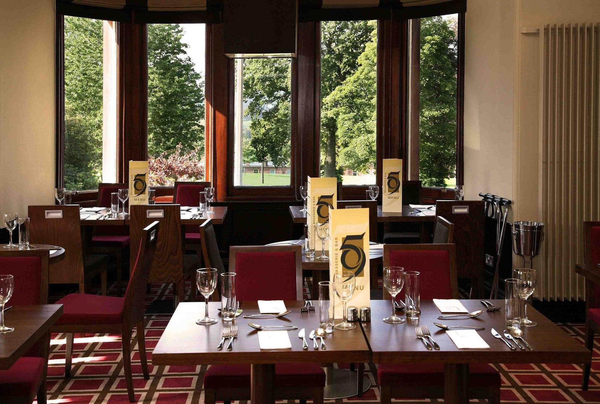Holiday Inn Dumfries By Ihg Kültér fotó