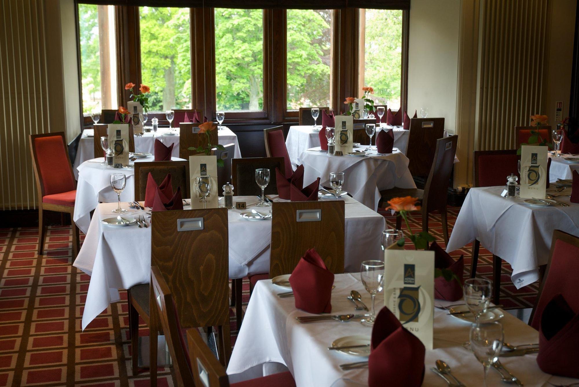 Holiday Inn Dumfries By Ihg Kültér fotó